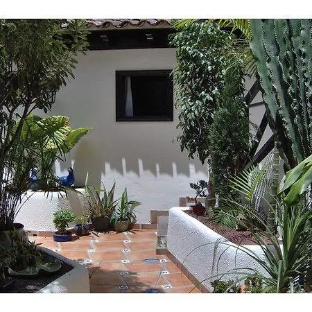 Apartment Monasterio De San Antonio - Adults Only