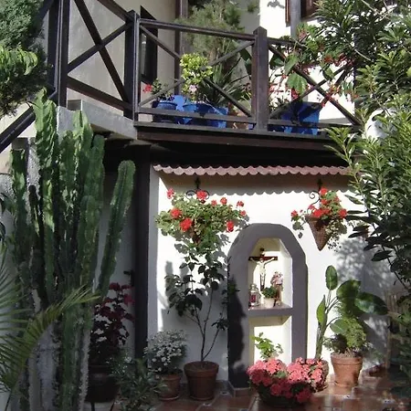 Apartmán Monasterio De San Antonio - Adults Only